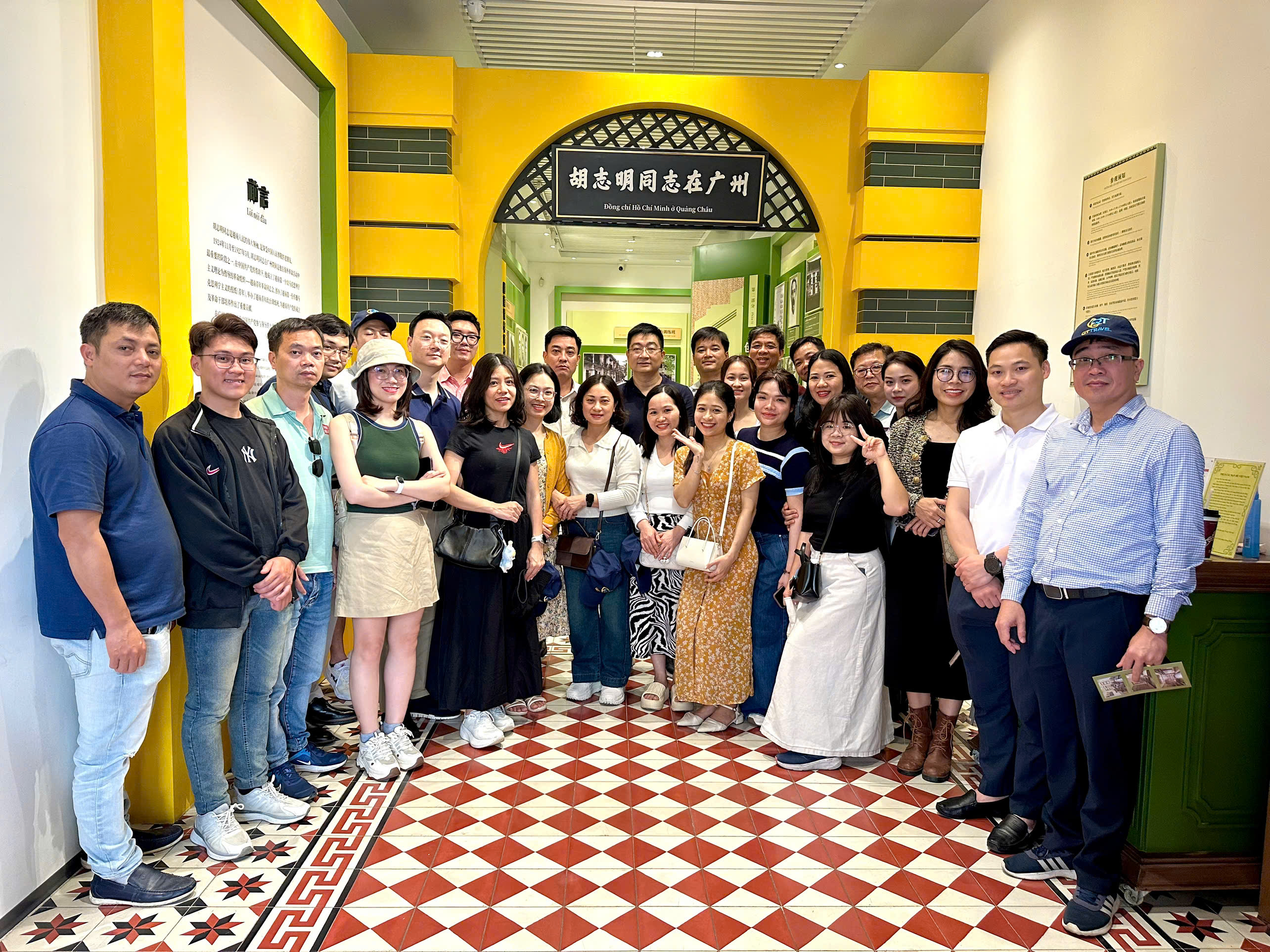 z7582604935705_9a6ad8fd6350abc009b4a7ef07ab11b3